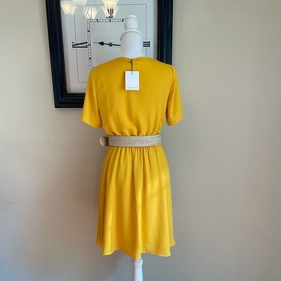 GIBSON LATIMER Short Sleeve Belted Mustard Dress - Picture 3 of 3